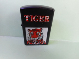 BRIQUET TIGRE LIGHTER Feuerzeug ENCENDEDOR ACCENDINO AANSTEKER 打火机 Léttari ライター - Autres & Non Classés