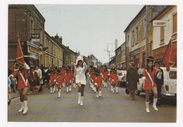 CP 80 ST OUEN DE PICARDIE Les Majorettes - Saint Ouen