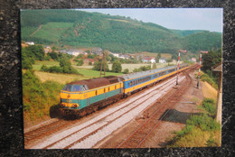 6951/ BENELUX-Locomotive Diesel Série 55 Avec Voitures- WILWERWILTZ-GOUVY/ 07/1984 - Trains