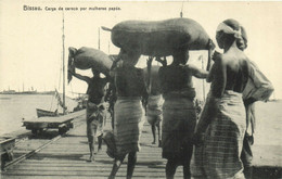 PC GUINÉE PORTUGAISE, BISSAU, CARGA DE CAROCO, Vintage Postcard (b38680) - Guinea-Bissau