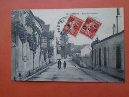 CPA BUTRY  RUE DE PARMAIN  ANIMEE  CACHET SOUSCRIVEZ L'EMPRUNT NATIONAL    VOYAGEE - Butry