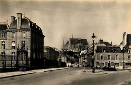 Vannes * La Place De La Préfecture * Restaurant Débit De Tabac CHARLES - Vannes