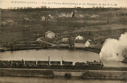 St Pierre Laval * Vue De L'étang Montvernay Et Ligne Chemin De Fer PLM * Passage Du Train - Autres & Non Classés