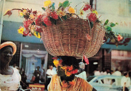 TRINIDAD - Marchande De Fleurs - VIII Amora - Trinidad