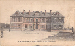 CPA - Montier En Der - La Place Lebon Et L'école Des Garcons - Montier-en-Der