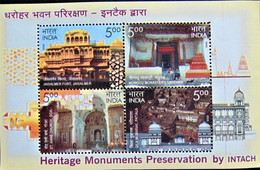 INDIA 2009 INTACH Miniature Sheet MNH ERROR  DOCTOR'S BLADE (RED VERTICAL LINE To The RIGHT) - Errors, Freaks & Oddities (EFO)