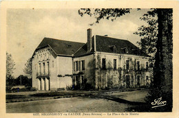 Secondigny En Gâtine * La Place De La Mairie * Hôtel De Ville - Other & Unclassified