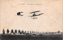 [69]  BRON - Un Biplan En Plein Vol Cpa 1917 ( ͡♥ ͜ʖ ͡♥) ♥ - Bron