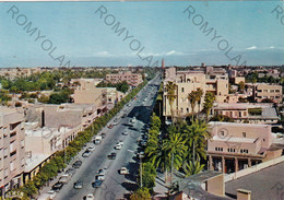 CARTOLINA  MARRAKECH,MAROCCO,VUE GENERALE DE L"AVENUE MOHAMMED V,NON VIAGGIATA - Marrakech