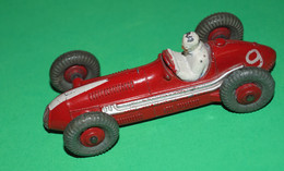 Original DINKY TOYS  MASERATI  Série Rare 231 -  Made In England Meccano LTD - Collectors Et Insolites - Toutes Marques