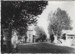 CAPESTANG    CENTRE VILLAGE - Capestang