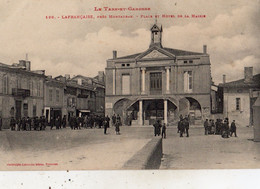 LAFRANCAISE PRES MONTAUBAN PLACE ET HOTEL DE LA MAIRIE - Lafrancaise