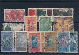 17 Ex, 6 Neufs *, 11 Oblitérés. - Used Stamps
