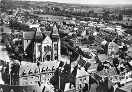 76-GOURNAY-EN-BRAY- VUE DU CIEL L'EGLISE ST-HILDEVERT - Gournay-en-Bray