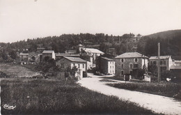 63 - SAINT PIERRE LA BOURLHOMME - PUY DE DOME - VUE GENERALE - VOIR DEUX SCANS - Cunlhat