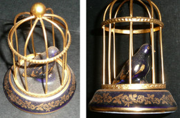 Rare Ancienne Cage Avec Oiseau, Porcelaine Bleue De Limoges Et Dorures, France - Limoges (FRA)