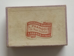 Ancienne Petite Boite Carton - Publicité HORLOGERIE BIJOUTERIE L. FRANCOIS LANGRES (Haute-Marne 52) 6,5 X 4,5 Cm Env - Altri & Non Classificati