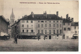 CPA  THONON Les BAINS   Place De L'Hôtel De Ville - Thonon-les-Bains