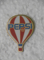 Pin's Montgolfières - Montgolfière PEPSI - Pins Pin BALLON BALLOON - Fesselballons