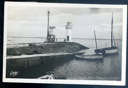 Cpa Du 44 Paimboeuf La Jetée Et Le Phare    FEV22-59 - Paimboeuf