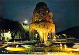 83 - Barjols - La Fontaine, La Nuit - Barjols