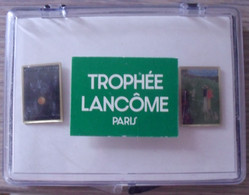 Lot Pin's + Coffret Trophée Lancôme - Paris - Tournoi De Golf - Golf