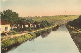 Longueil Annel- Avenues Des Chantiers- Le Canal- Cpa - Longueil Annel
