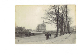 Cpa 78 - Maisons-Laffitte - Station Des Voitures à La Gare - C.L.C. 30 - Animation - Maisons-Laffitte