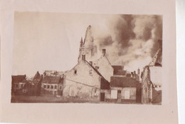 Photo De Particulier WW1 Belgique Lo-Reminge Vue De La Ville Et De L'église Détruite Par Les Bombes   Réf 15416 - War, Military