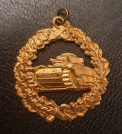 WWI Pendentif Souvenir De Poilu 14-18 Journée En Laiton Embouti "Tank - Char D'assaut" WW1 - 1914-18