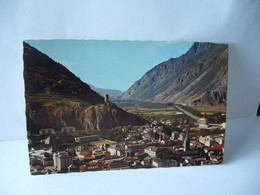 Delcampe - MARTIGNY  SUISSE VS VALAIS LA VILLE ET LA TOUR DE LA BATIAZ CPSM FORMAT CPA - Martigny