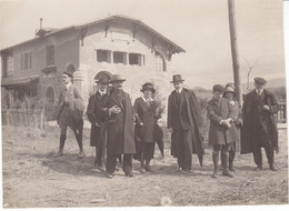 PYRENNEES ATLANTIQUES HENDAYE PLAGE 1925 GROUPE DE PERSONNES - Orte