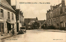 Chouzy Sur Cisse * La Place De La Mairie * épicerie * Automobile Voiture Ancienne - Autres & Non Classés