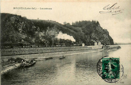 Mauves Sur Loire * Vue Sur Les Côteaux * Passage Du Train * Ligne Chemin De Fer * Péniche Batellerie - Mauves-sur-Loire