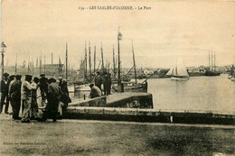 Les Sables D'olonne * Vue Sur Le Port * Type Pêcheurs ? - Sables D'Olonne