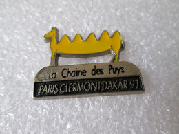 PIN'S   RALLYE  PARIS CLERMONT  DAKAR   91  LA CHAINE DES PUYS - Rallye