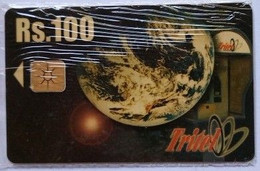 Sri Lanka Tritel MINT Phonecard Rs.100 GLOBE And PHONEBOOTH ( Without C/N) - Sri Lanka (Ceilán)