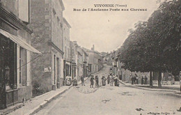 VIVONNE. - Rue De L'Ancienne Poste Aux Chevaux - Vivonne