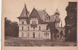 VIVONNE. - Château Des Varennes. Maison De Repos De La S.N.C.F - Vivonne