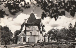 VIVONNE. - Château Des Varennes. Maison De Repos De La S.N.C.F - Vivonne