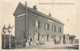 SIN-le-NOBLE (Nord) - La Gare, Ligne De Cambrai - Carte Animée Et Circulé En 1912 - Sin Le Noble