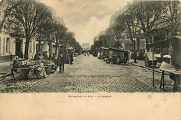 Rochefort Sur Mer * Vue Sur Le Marché * Marchands Foire - Rochefort