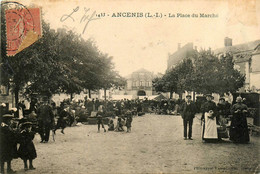 Ancenis * La Place Du Marché * Marchands Foire - Ancenis