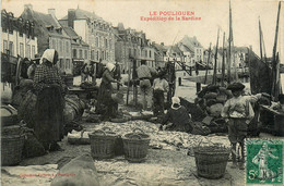 Le Pouliguen * Expédition De La Sardine * Pêcheurs Sur Les Quais * Coiffe - Le Pouliguen