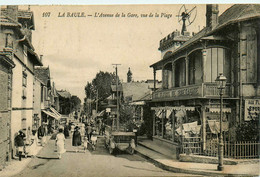 La Baule * Avenue De La Gare , Vue De La Plage * Commerce AUX FLEURS DE BRETAGNE * Automobile Voiture Ancienne - La Baule-Escoublac