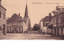 OFFRANVILLE                  LA RUE DE L EGLISE - Offranville