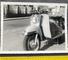 Motorfahrrad Ca. 1950 - Automobiles