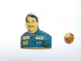 Superbe Pin's , Auto F1 Williams Renault , Nigel Mansell , Tabac Camel , ELF , Beer Labatt's , Canon - F1