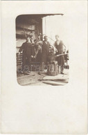 * T2 1907 Zürich, Blacksmiths. Photo - Unclassified