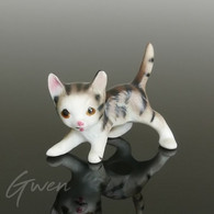 Ancienne Miniature Figurine Chat Chaton Sujet Porcelaine 3cm Japon - Dieren